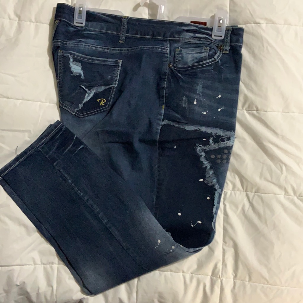 Jeans Brand Revolt Size 22 Color Blue